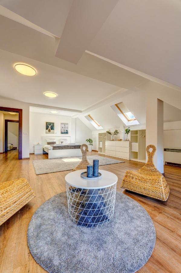 Apartment Grey Mountain ซลาตีบอร์ ภายนอก รูปภาพ